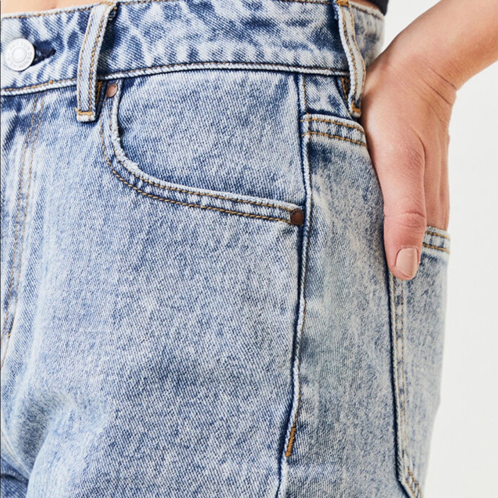 pacsun straight leg acid wash mom jeans